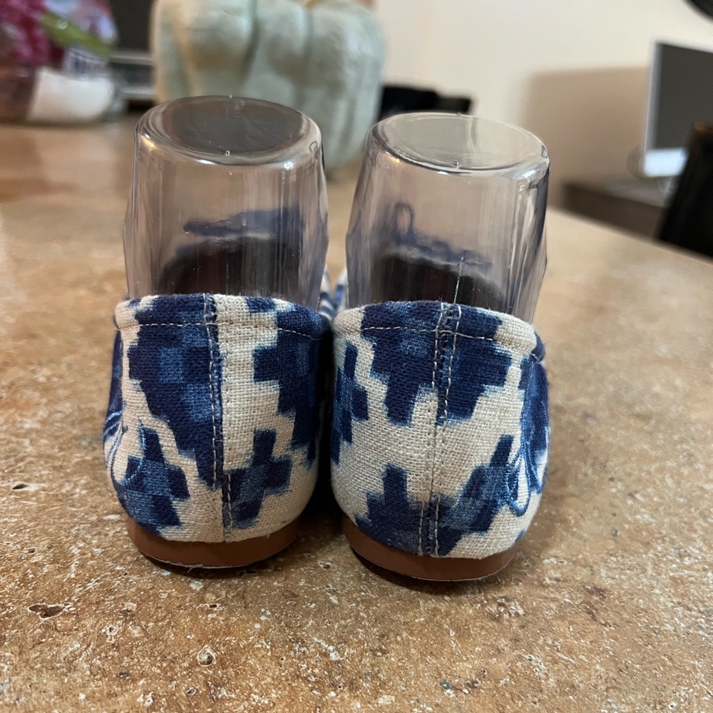 Sam Edelman Felicia Ballet Flat Blue/White Okat Print Size 6.5M - Picture 4 of 9